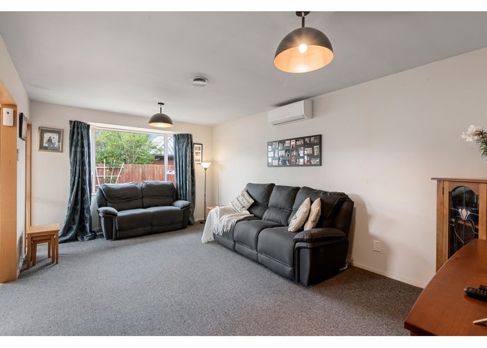  at 2/5 Broadbent Street, Riccarton, Christchurch