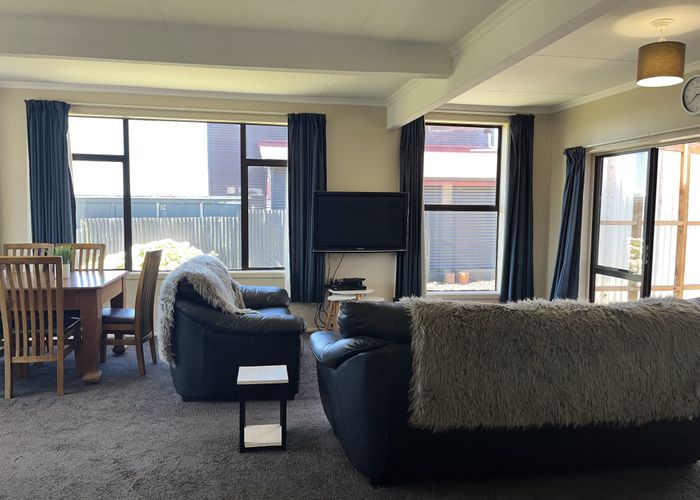  at 28 Violet Street, Riverton