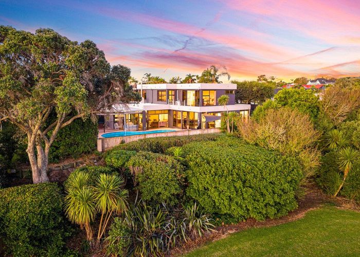  at 1/16 Oleander Point, Farm Cove, Auckland