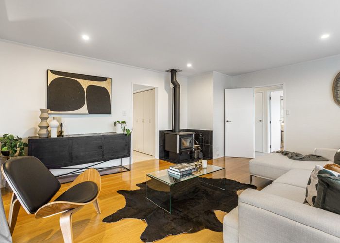  at 3/6 Trafalgar Road, Milford, Auckland