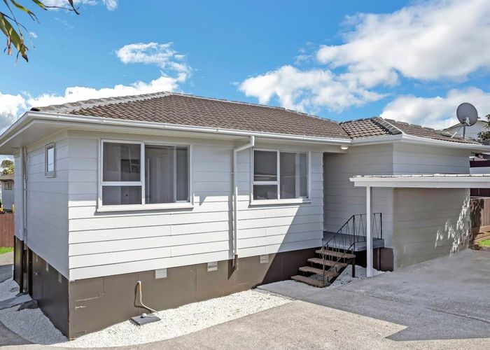  at 2/43 Ferndown Avenue, Papatoetoe, Auckland