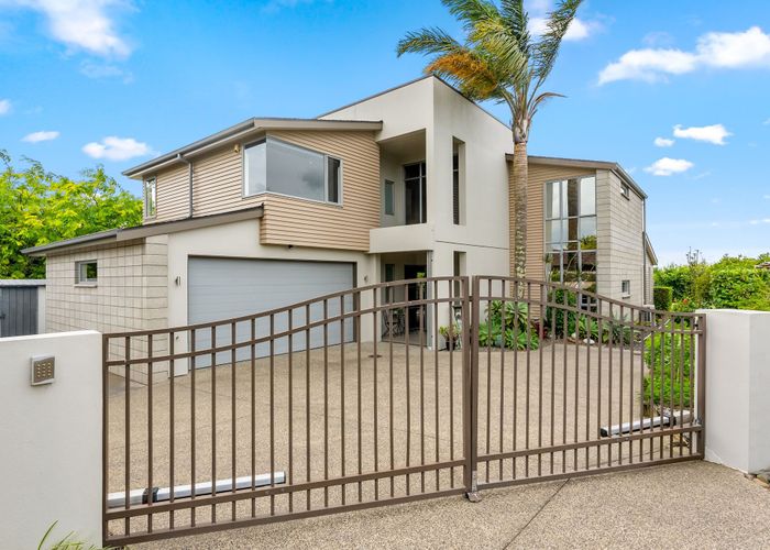  at 16 Pescara Point, Karaka, Franklin, Auckland