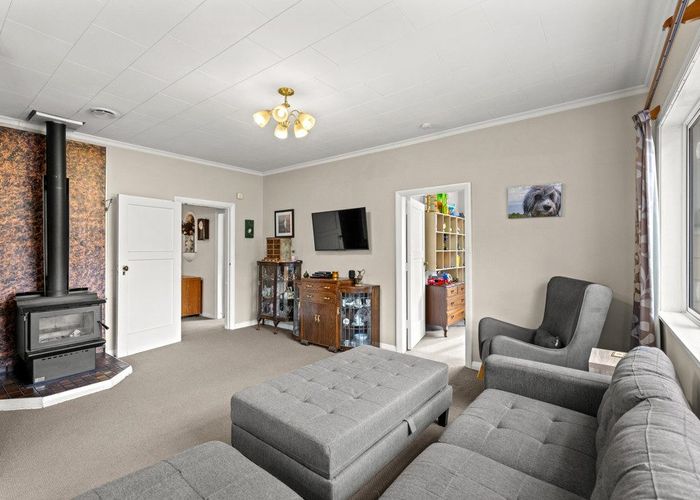  at 11 Pannell Avenue, Wainoni, Christchurch City, Canterbury