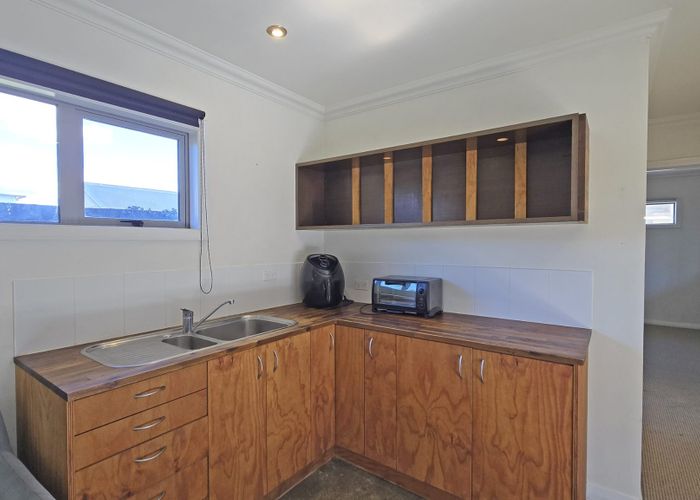  at Studio/609 St Aubyns St WEST, Saint Leonards, Hastings, Hawke's Bay