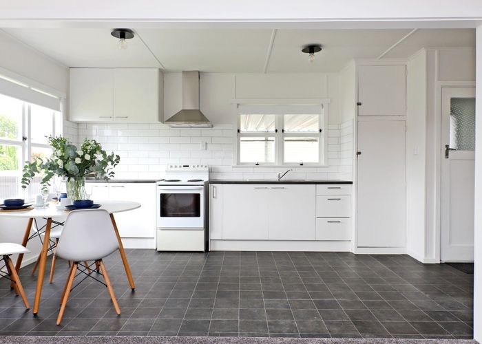  at 75 Dover Road, Flaxmere, Hastings