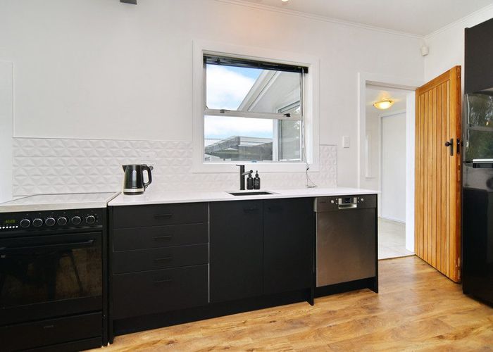  at 116 Harewood Road, Papanui, Christchurch