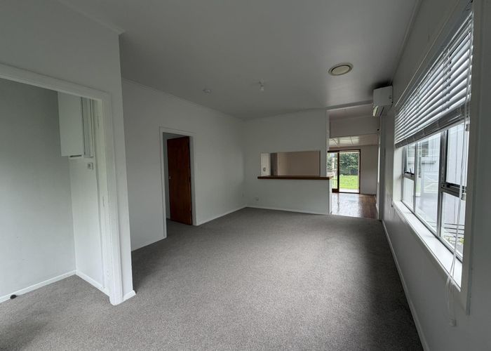  at 27A Paremata Crescent, Paremata, Porirua, Wellington