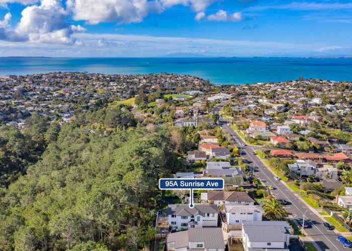  at 95A Sunrise Avenue, Murrays Bay, Auckland
