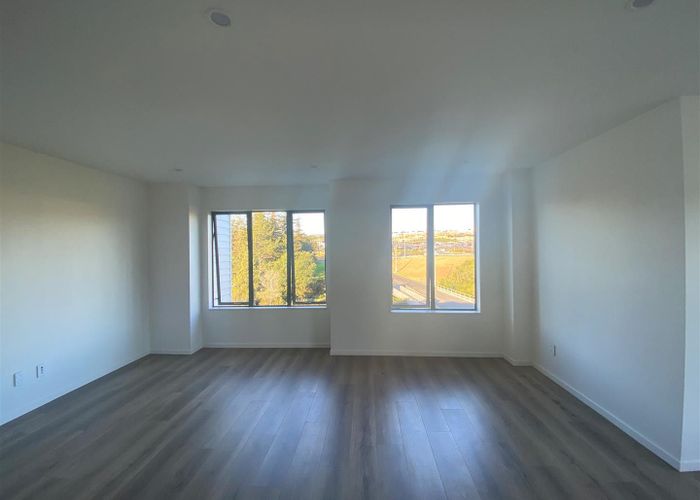  at 1 Ahorangi Road, Silverdale, Silverdale