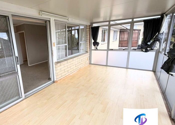  at 1/1305 Dominion Road Extention, Mount Roskill, Auckland City, Auckland