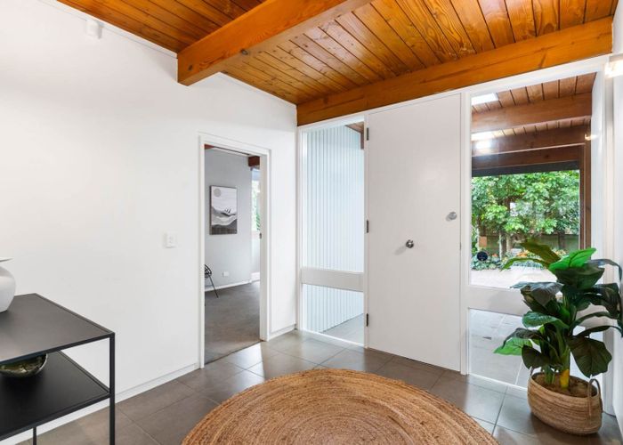  at 53a Hillcrest Avenue, Hillcrest, North Shore City, Auckland