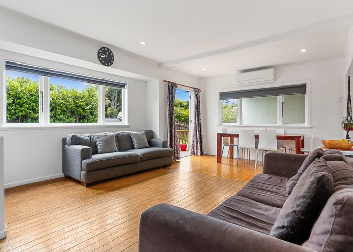  at 52 Mcentee Road, Waitakere, Auckland