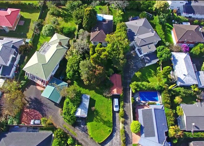  at 15 Gordon Avenue, Forrest Hill, North Shore City, Auckland