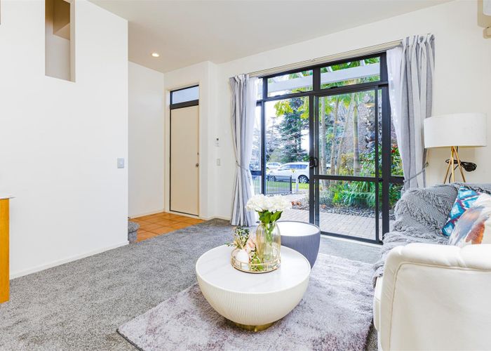  at 86/2 Armoy Drive, East Tamaki, Auckland
