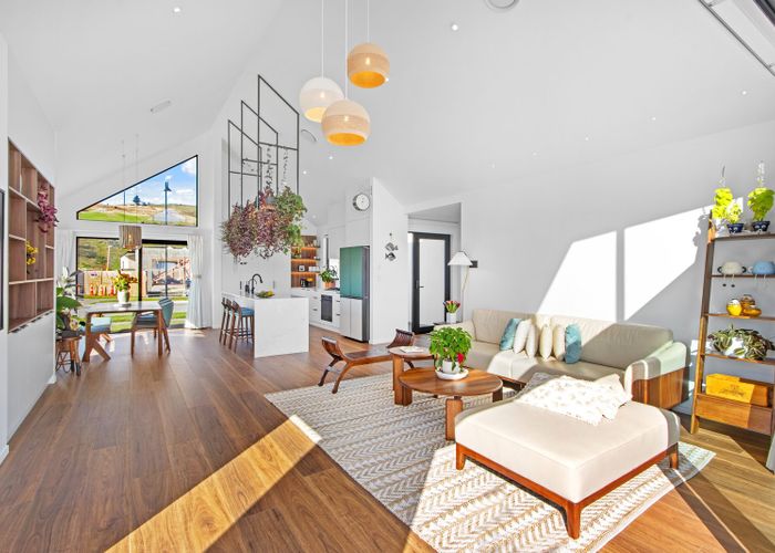  at 2 Emeline Chapman Drive, Cashmere, Christchurch City, Canterbury