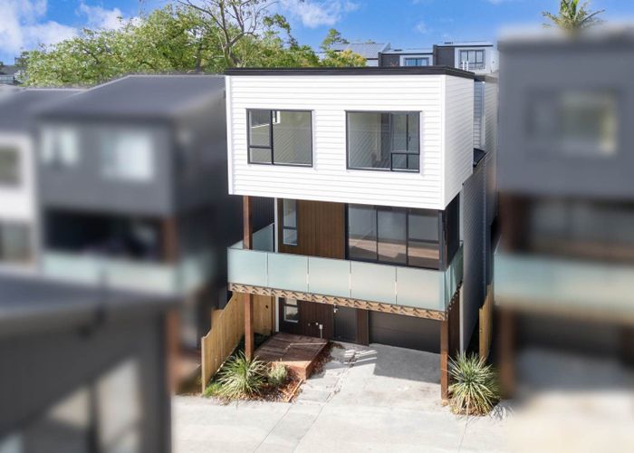  at 34 - 36 William Souter Street, Forrest Hill, North Shore City, Auckland