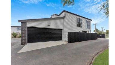  at 52A Tawa Crescent, Manurewa, Auckland
