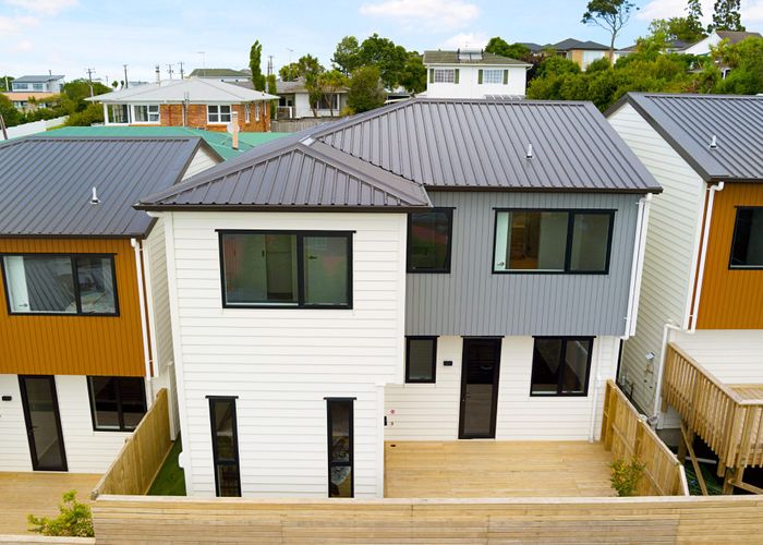  at 8D Mason Street, New Lynn, Waitakere City, Auckland