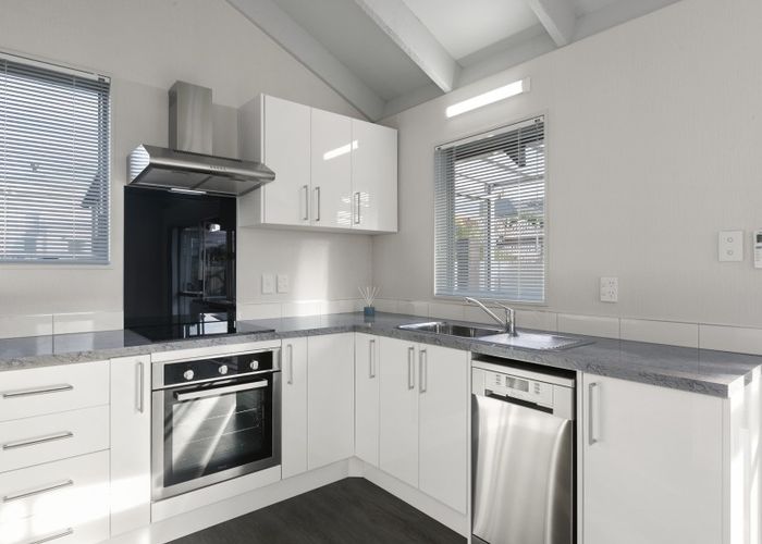  at 86C Neville Street, Caversham, Dunedin