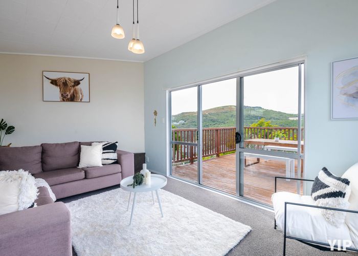  at 21 Sunhaven Drive, Newlands, Wellington
