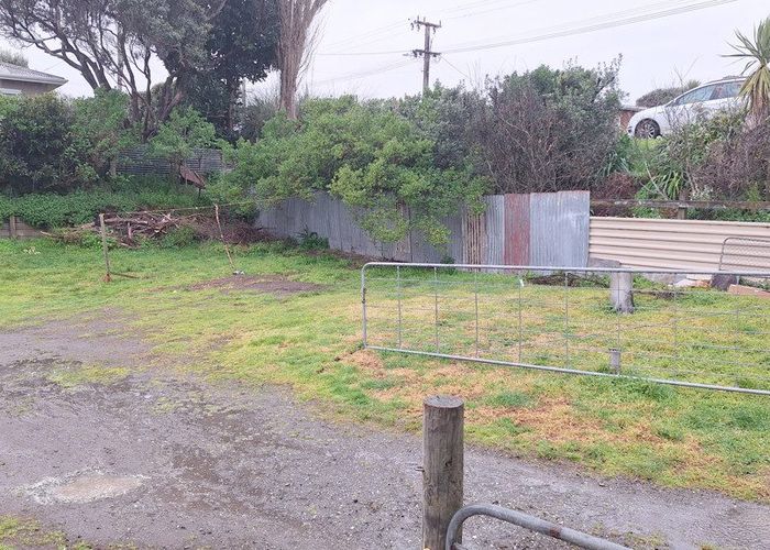  at 7 Ngaio Street, Otaki Beach, Kapiti Coast, Wellington