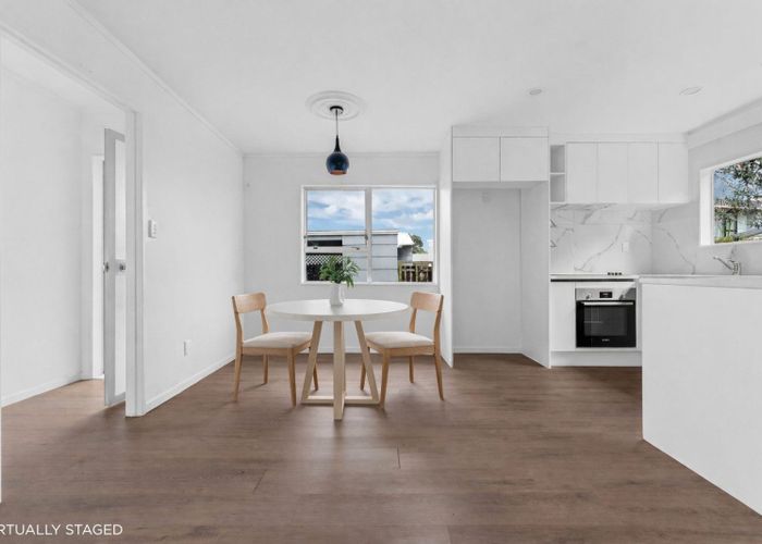  at 1/11 Justamere Place, Weymouth, Manukau City, Auckland