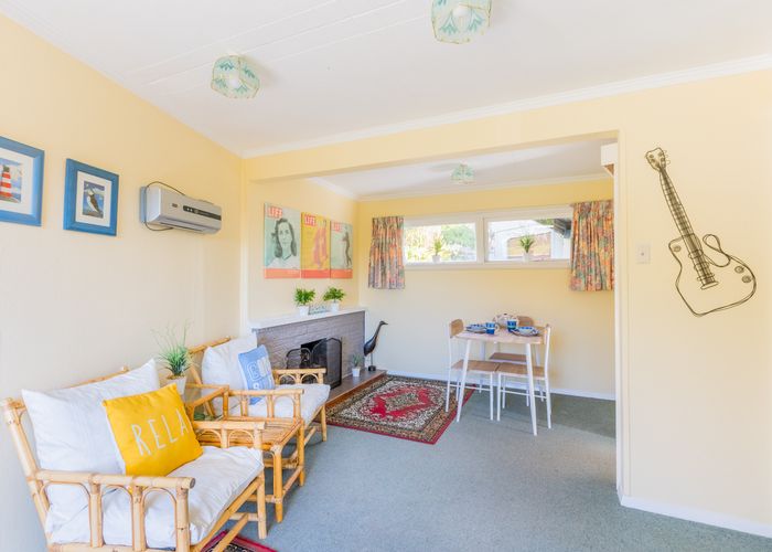 at 9 The Crescent, Raumati South, Paraparaumu