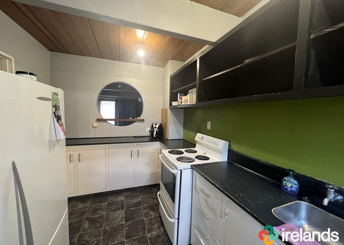  at 2/3 Seddon St, Beckenham, Christchurch City, Canterbury