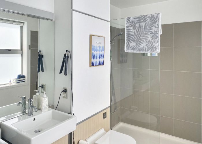  at 305b/14 West Quay, Ahuriri, Napier, Hawke's Bay