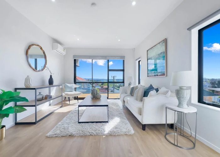  at 1B/1 Egremont Street, Belmont, North Shore City, Auckland