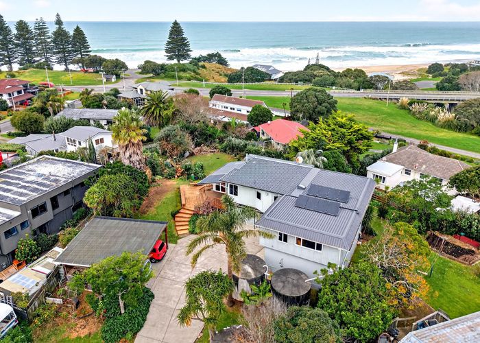  at 11 Douglas Street, Okitu, Gisborne, Gisborne