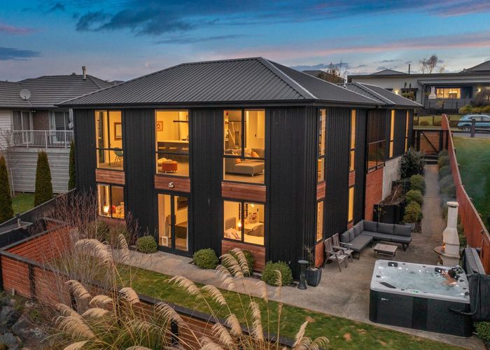  at 25 Grandvista Drive, Green Island, Dunedin