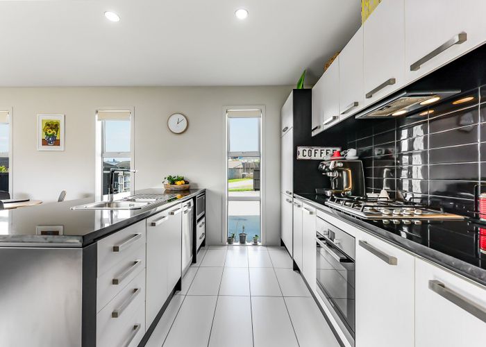  at 112 Te Huia Drive, Flagstaff, Hamilton
