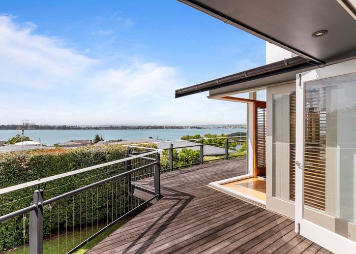  at 37 Vanessa Crescent, Glendowie, Auckland