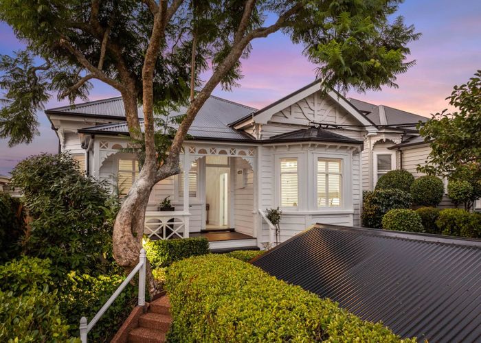  at 16 Cleveland Road, Parnell, Auckland City, Auckland
