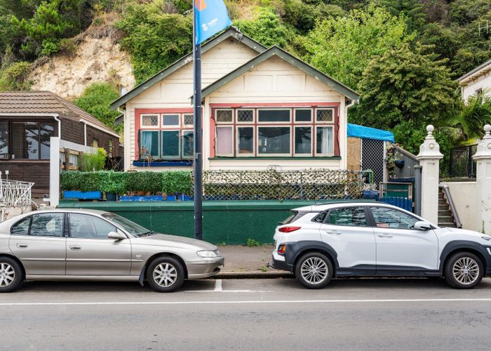  at 31 Marine Parade, Bluff Hill, Napier, Hawke's Bay