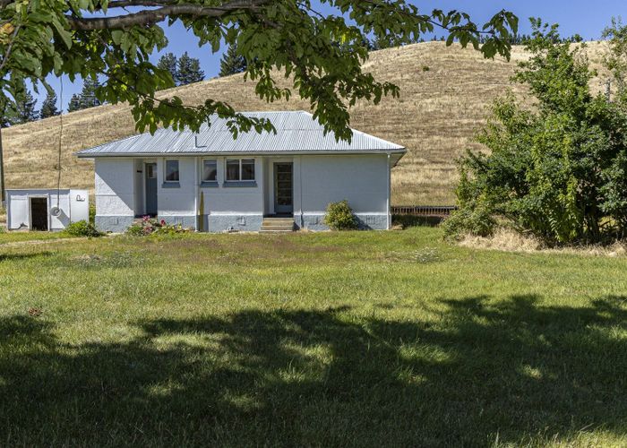  at 1198 Ardgour Road, Tarras, Cromwell