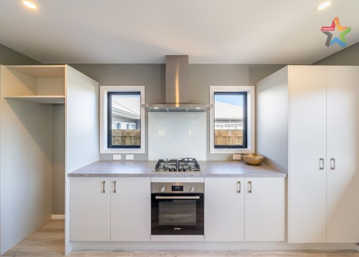  at 5 Mohua Way, Manapouri Grove, Kelson, Lower Hutt, Wellington