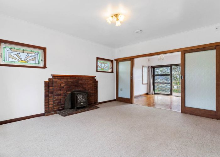  at 33 St Michaels Avenue, Point Chevalier, Auckland