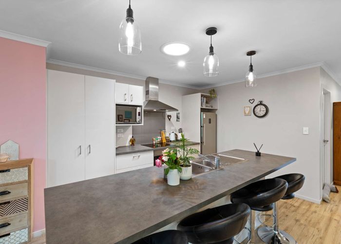  at 5 Riverside Drive, Waiuku, Waiuku