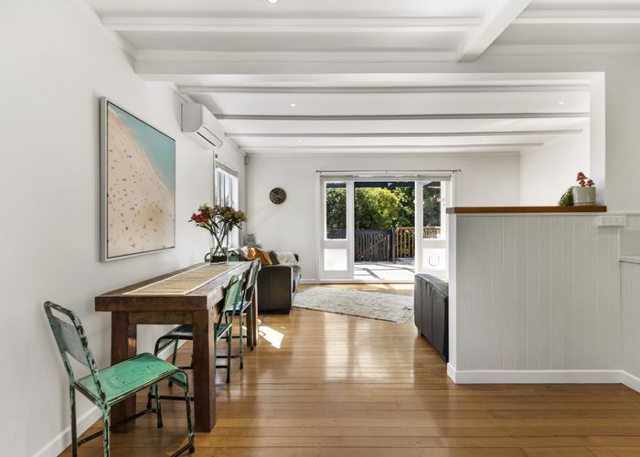  at 1/9 LANCASTER RD, Beach Haven, Auckland