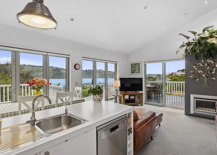  at 4 Seddon Street, Ravensbourne, Dunedin, Otago