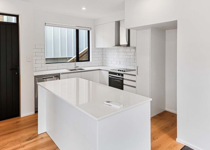  at 1/71 Raukawa Street, Stokes Valley, Lower Hutt