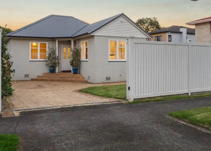  at 30 Newcastle Terrace, Mount Albert, Auckland