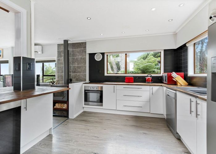  at 59 Cornwallis Road, Cornwallis, Auckland