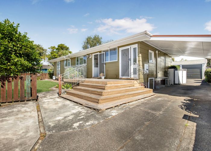  at 50 Wakefield Road, Favona, Auckland
