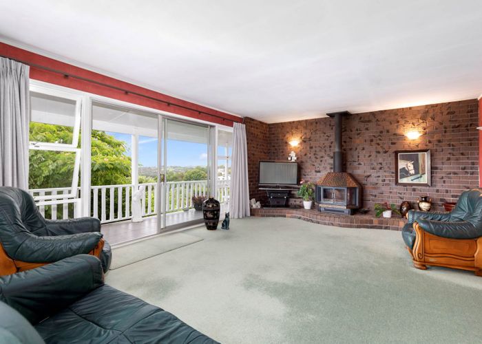  at 135 Sandspit Road, Shelly Park, Auckland