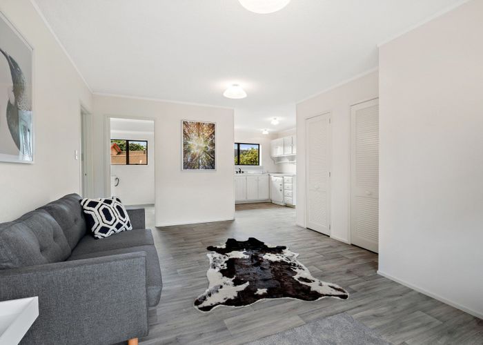  at 5 Redmount Place, Red Hill, Papakura