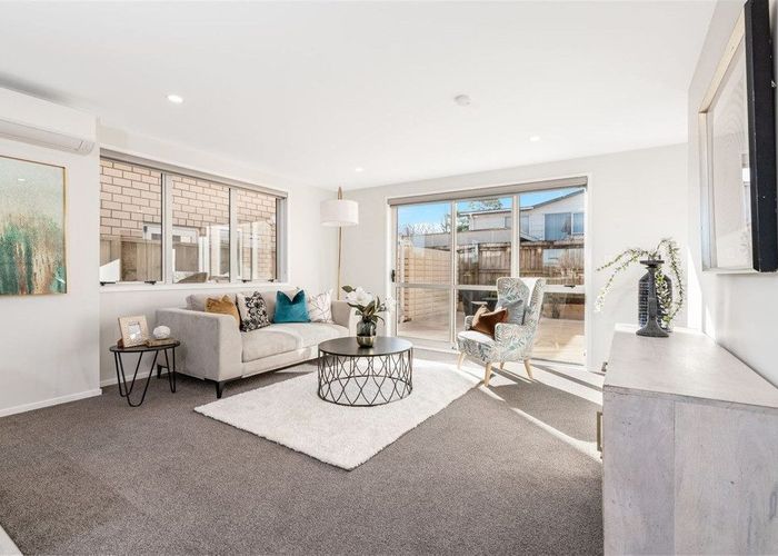  at 43b Oriel Avenue, West Harbour, Waitakere City, Auckland