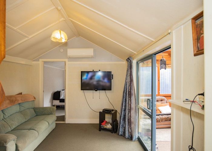  at 11/4963 Waimate Highway, Glenavy, Waimate